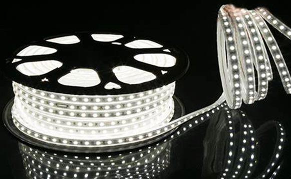 Produttore di illuminazione a strisce ad alta tensione