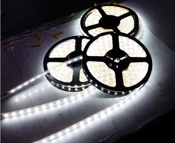 Illuminazione a striscia LED a bassa tensione